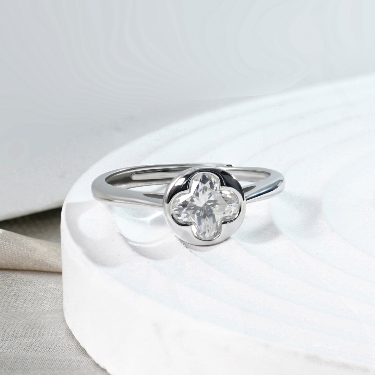 [MFR0004] Four leaf clover ring