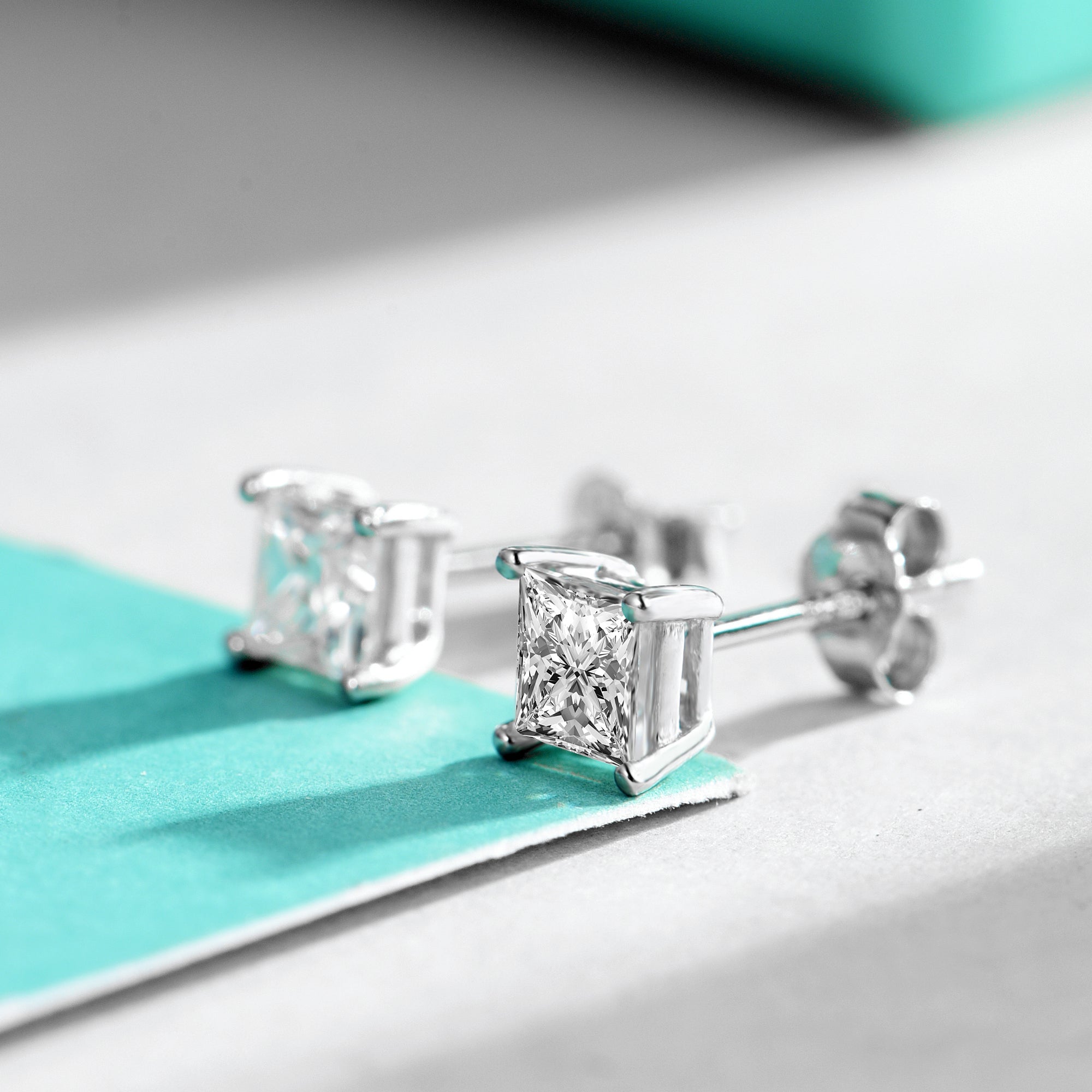 Princess Square Earrings [MSE.170]