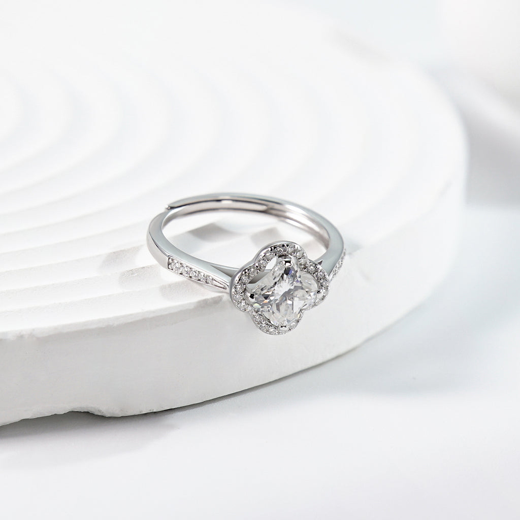 [MFR0006] Micro-paved four-leaf clover ring
