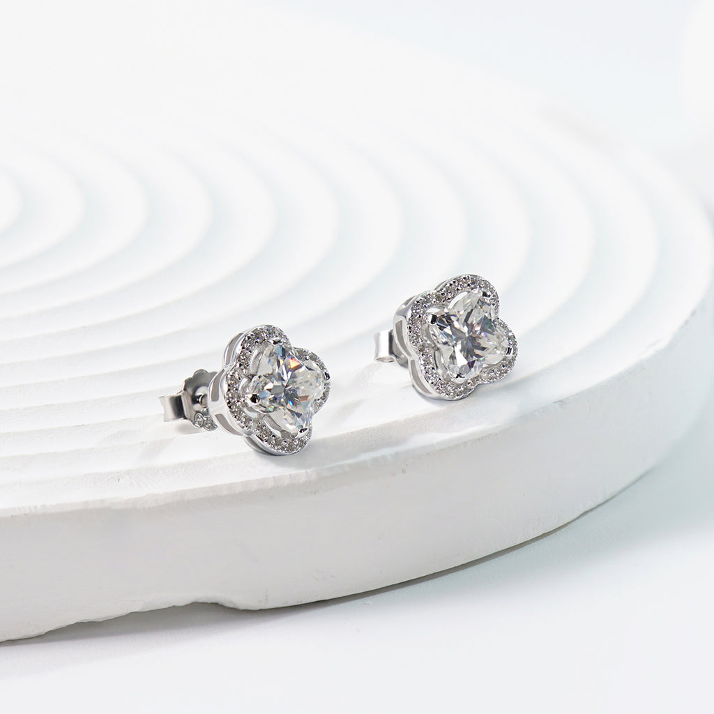 [ME0007] Micro-embellished four-leaf clover earrings