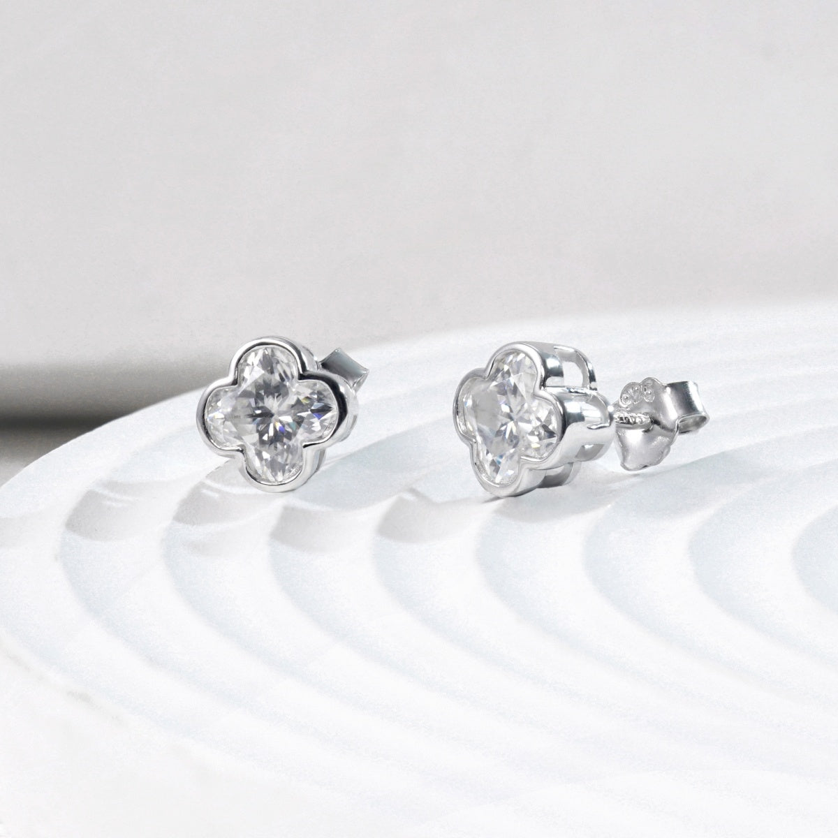 [ME0006] Four-leaf clover earrings