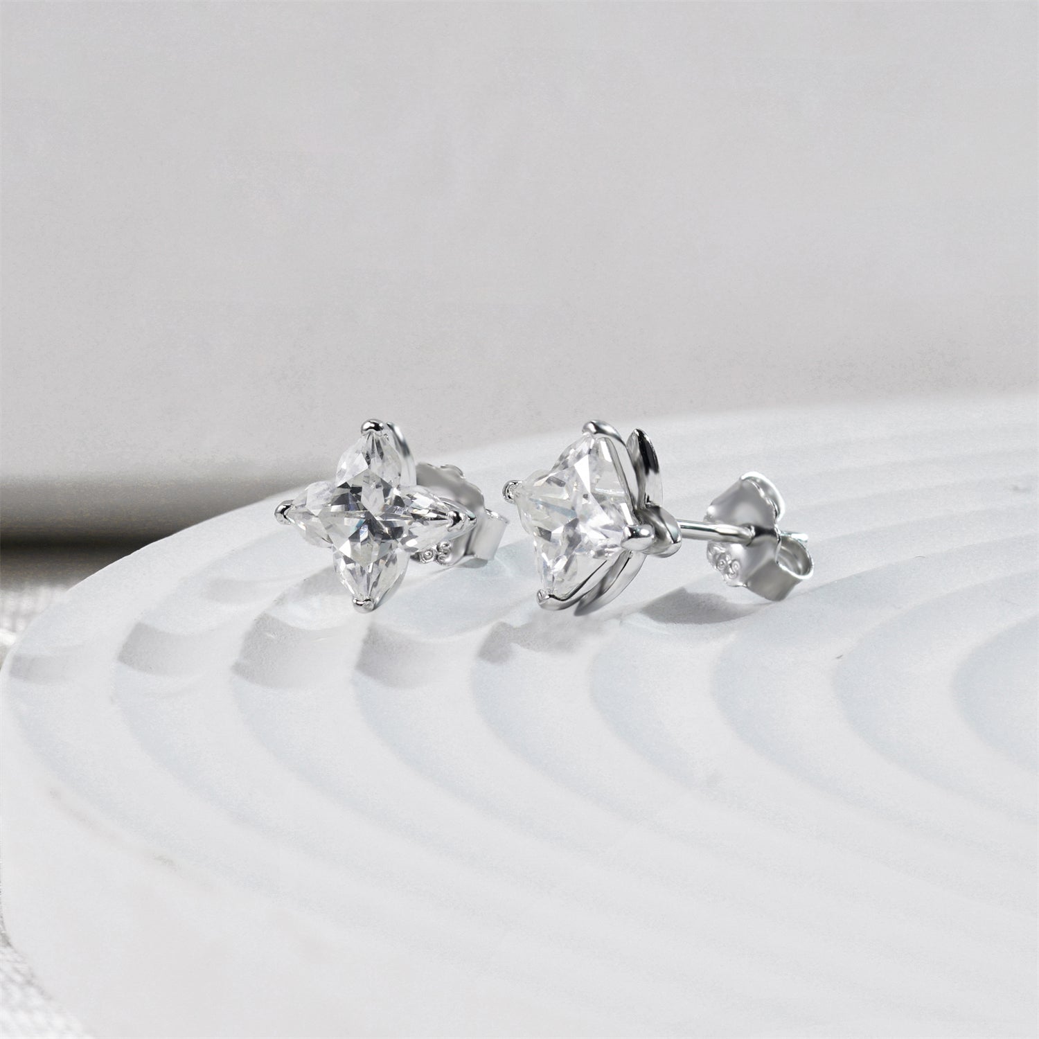 [ME0001] Lily grass earrings