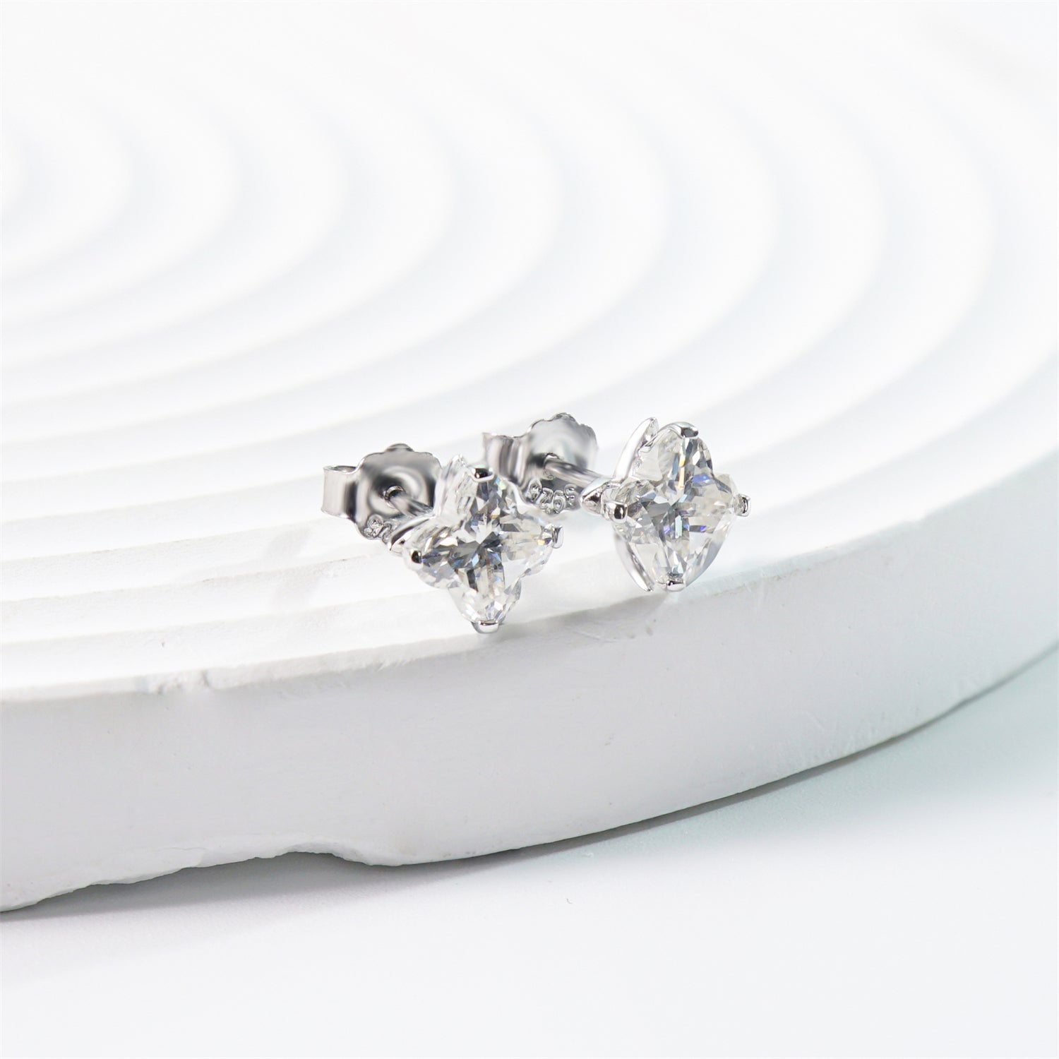 [ME0002] Four-leaf clover earrings