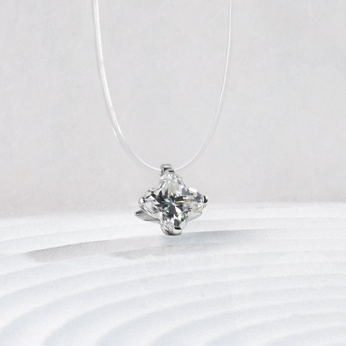 [MN0001] Four leaf clover necklace