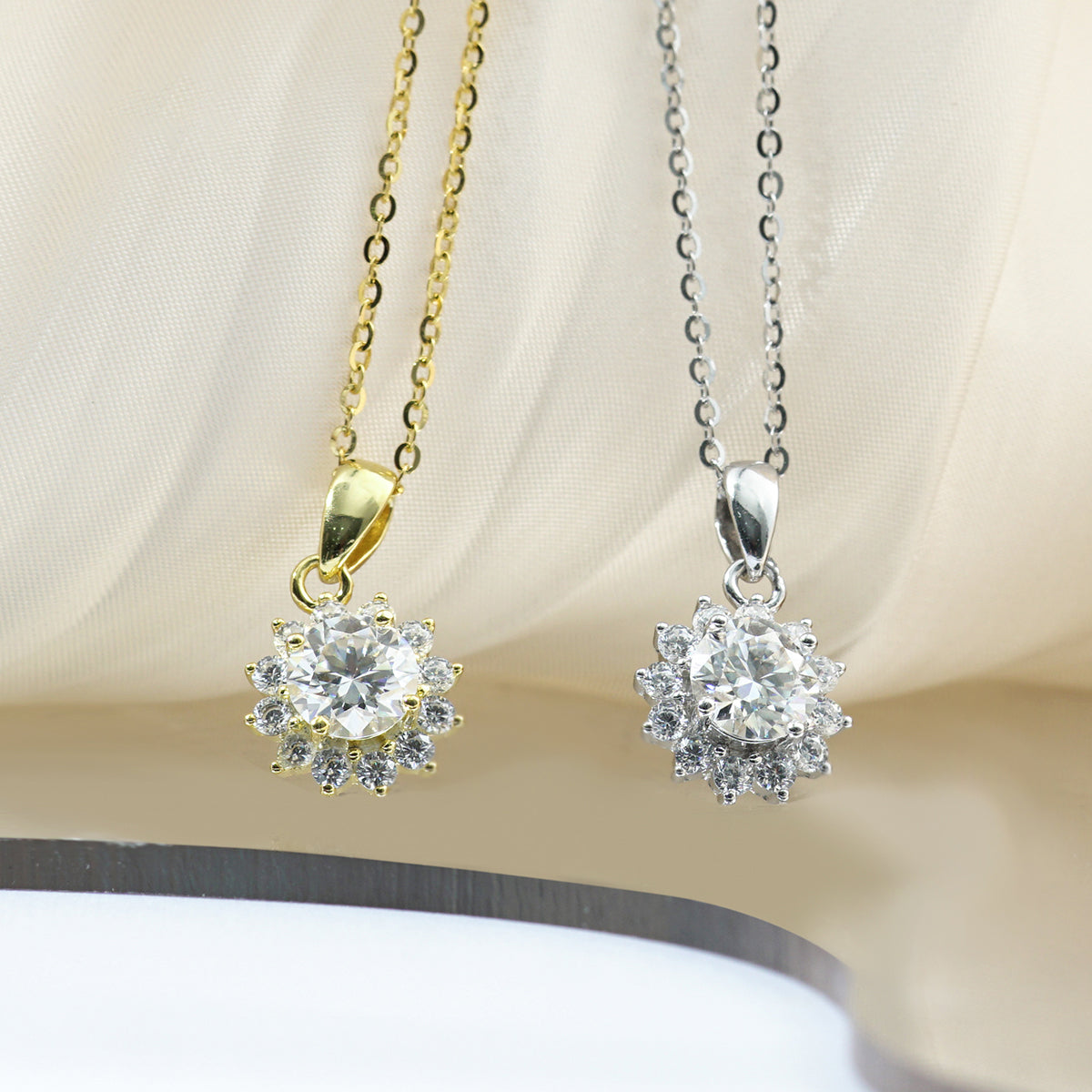 Sunflower pendant [MSD.080]