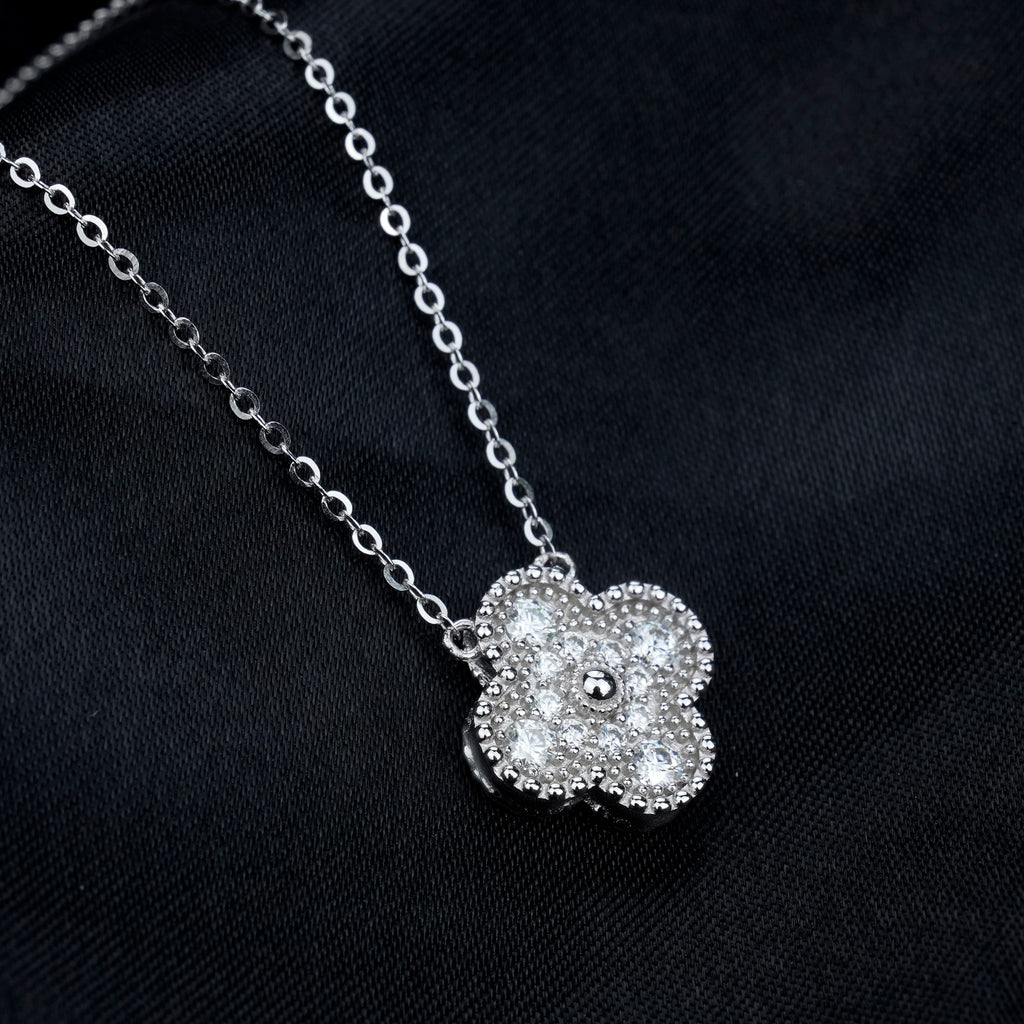 Shiny Four-Leaf Clover Pendant [MSD.307]