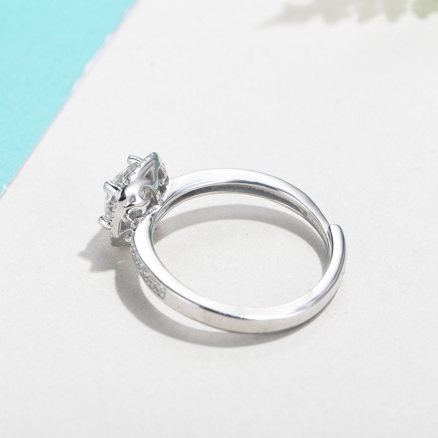 The true emperor square ring [MSR.031]